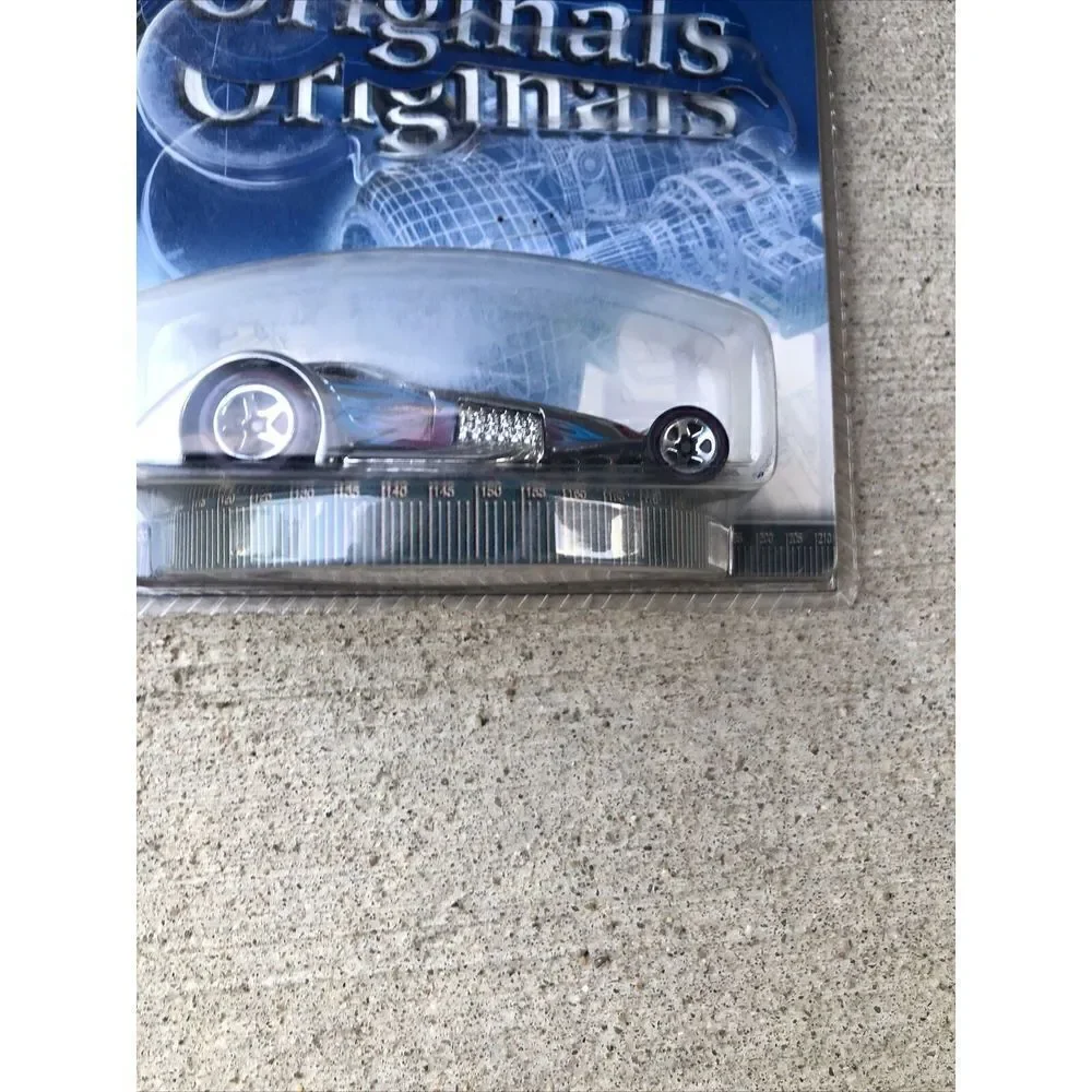 Hot Wheels Original  2001 HAMMERED COUPE. Exclusive VINTAGE. Read